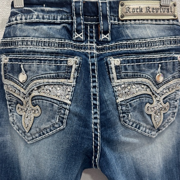 Rock Revival Leni straight 26 Distressed Jeans. - Picture 7 of 10